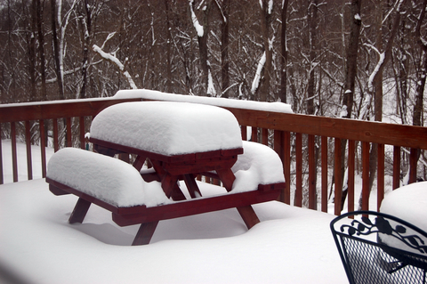 winter-deck-maintenance